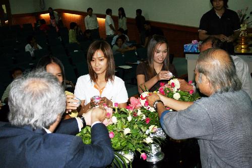 พิธีรดน้ำดำหัวเนื่องในวันสงกรานต์ 2551