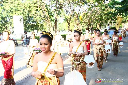 ลอยกระทงพระประทีป ย้อนอดีตวิถีไทย