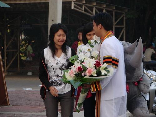 รับปริญญา 2551