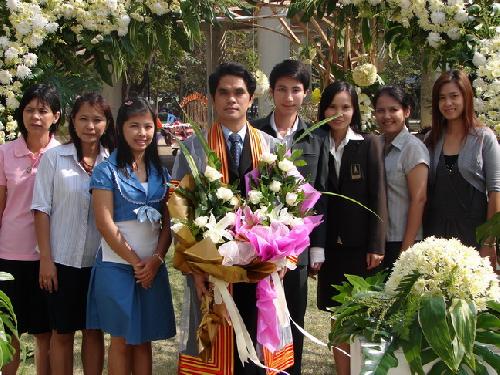 รับปริญญา 2551