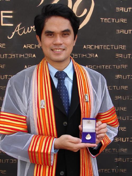 รับปริญญา 2551