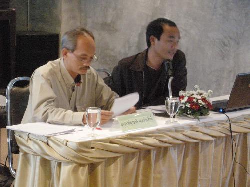 ดูงานการใช้สื่ออิเลคทรอนิค และTQF