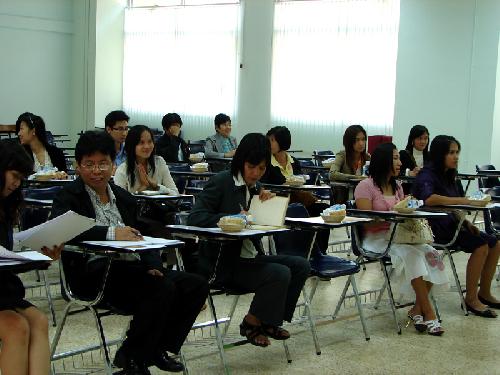 ดูงานการบริหารจัดการสำนักงาน ม.แม่โจ้ จ.เชียงใหม่