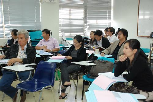 การนำเสนอผลงานวิทยานิพนธ์ ของนิสิตชั้นปีที่ 5 ปีการศึกษา 2552