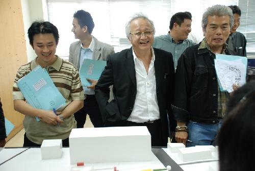 การนำเสนอผลงานวิทยานิพนธ์ ของนิสิตชั้นปีที่ 5 ปีการศึกษา 2552