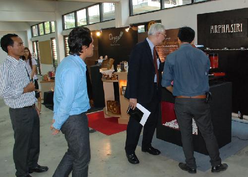 โครงการนิทรรศการศิลปกรรม ครั้งที่ 8 (Design Land)