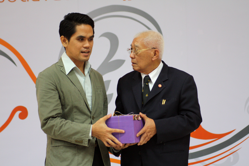 นเรศวรวิจัย ครั้งที่ 6