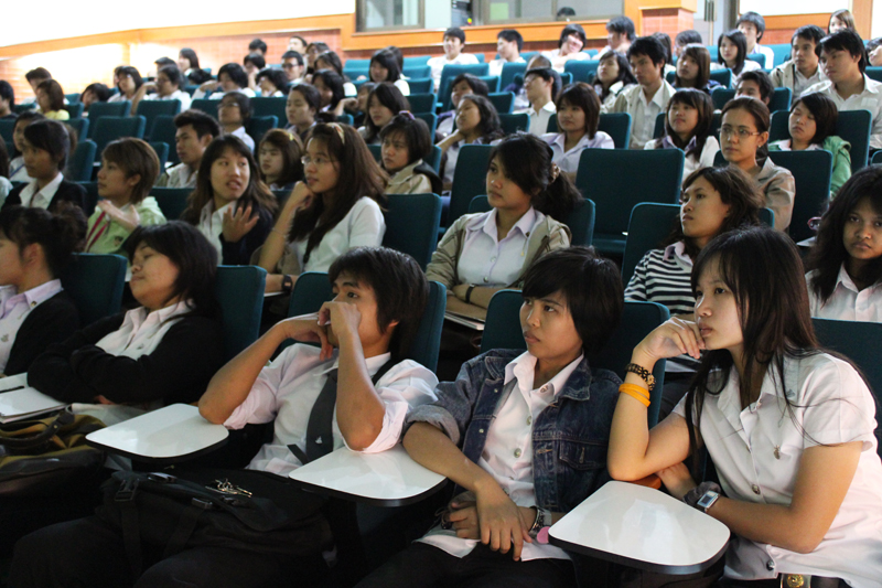 Ecologically-based districts and Neighborhoods of Northern Europe โดย Professor Dr.Jeff Loux