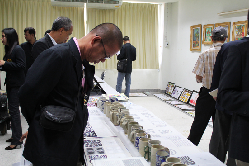 ม.ราชภัฎสงขลา ดูงานภาควิชาศิลปะและการออกแบบ