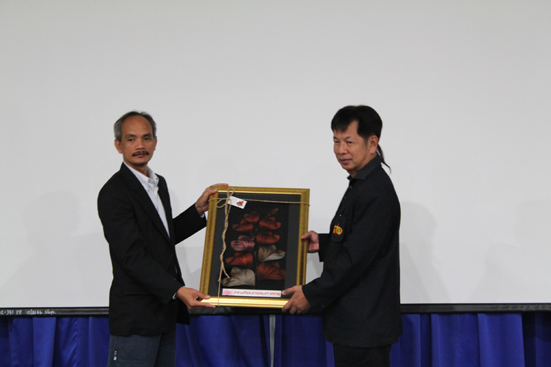 ม.ราชภัฎสงขลา ดูงานภาควิชาศิลปะและการออกแบบ