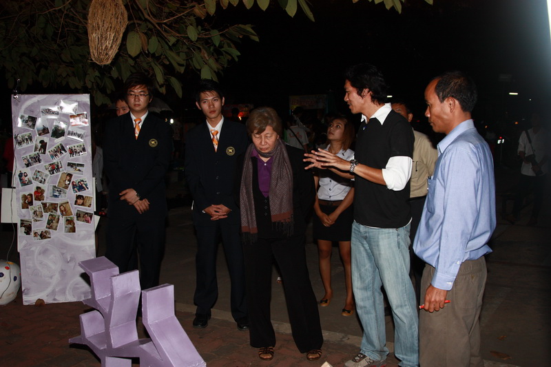 เทศกาลของขวัญและดนตรี (Group Gift)