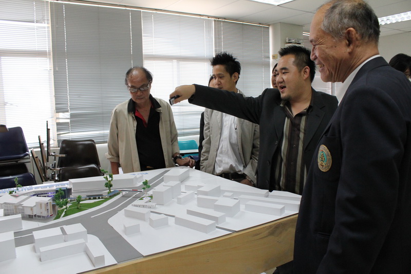 นำเสนอผลงานวิทยานิพนธ์