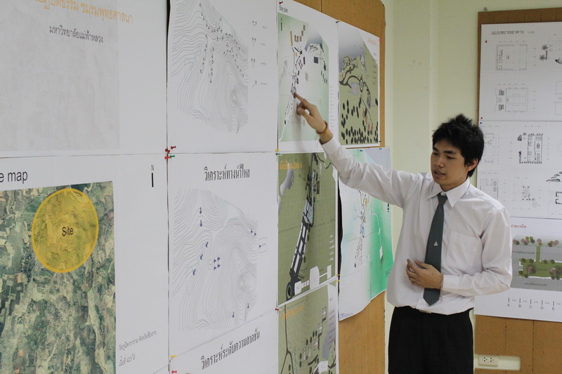 นำเสนอผลงานวิทยานิพนธ์