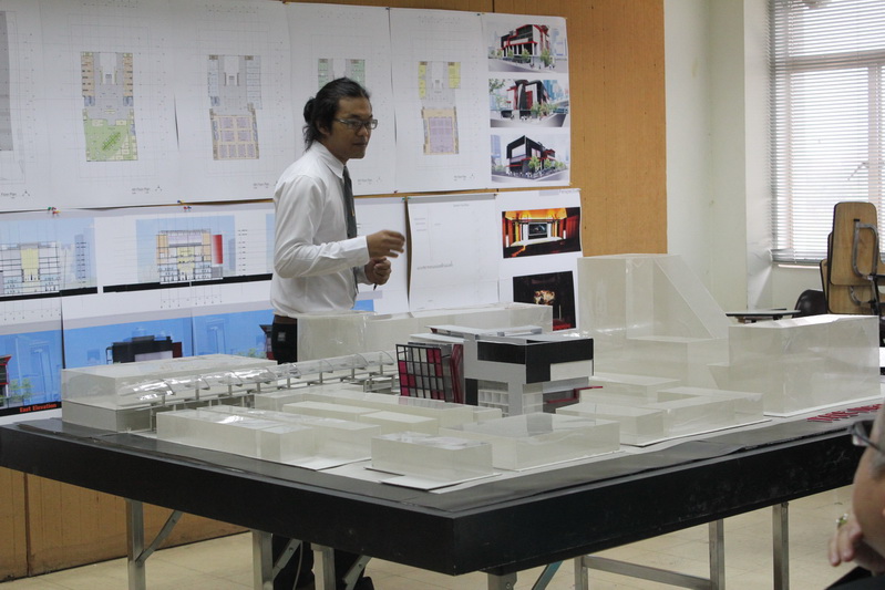 นำเสนอผลงานวิทยานิพนธ์