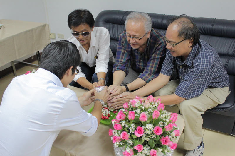 สงกรานต์คณะฯ 2554