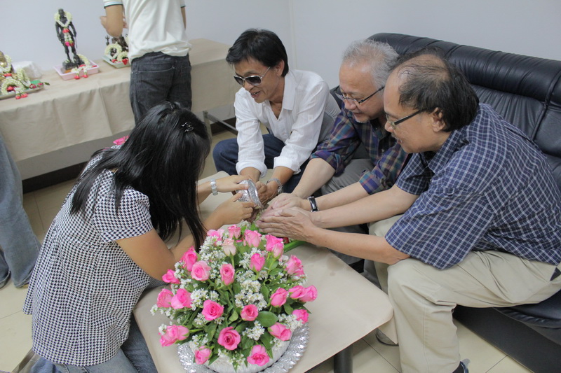 สงกรานต์คณะฯ 2554
