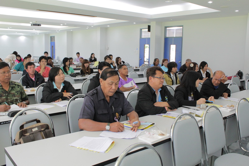 ร่วมแถลงข่าวมหาวิทยาลัย ประจำเดือนพฤษภาคม 2554