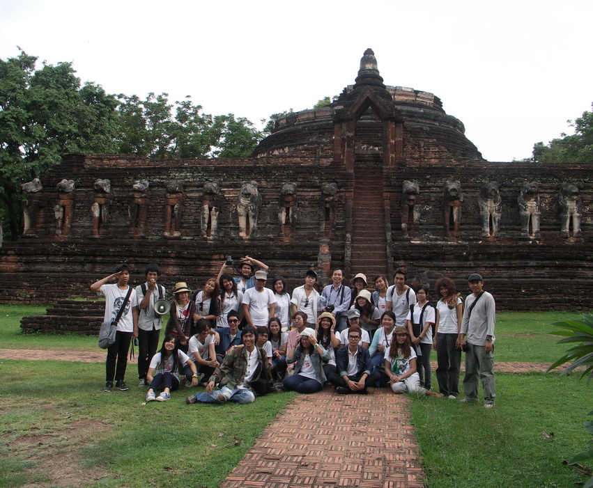 โครงการทัศนศึกษา ในรายวิชาประวัติศาสตร์สถาปัตยกรรม 701222 ประจำปีการศึกษา 2554 ระหว่างวันที่ 29 - 31 กรกฎาคม 2554