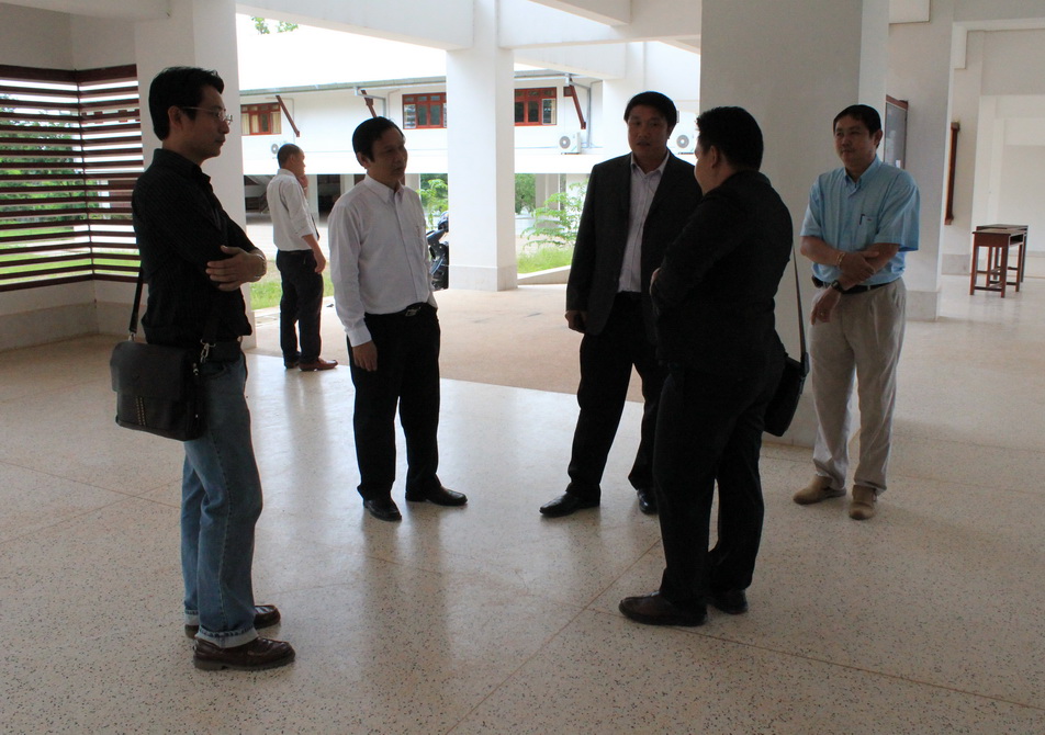 คณะฯ ลงนามความร่วมมือทางวิชาการกับมหวิทยาลัยแห่งชาติลาว