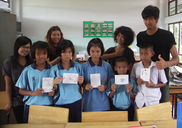 เข้าร่วมหน่วยบริการเครื่องที่ของมหาวิทยาลัยนเรศวร ระหว่างวันที่ 6-7 สิงหาคม 2554 ณ โรงเรียนบ้านบึงสามัคคี จ.กำแพงเพชร และโรงเรียนวัดลำประดาใต้ จ.พิจิตร