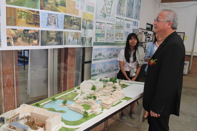 เข้าร่วมกิจกรรมโครงการ Open house 2011/2012  คณะสถาปัตยกรรมศาสตร์  มหาวิทยาลัยขอนแก่น