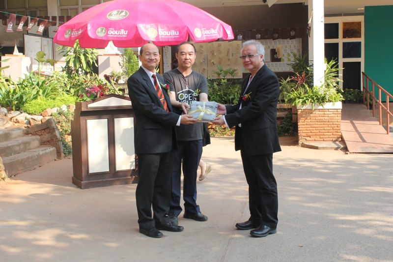 เข้าร่วมกิจกรรมโครงการ Open house 2011/2012  คณะสถาปัตยกรรมศาสตร์  มหาวิทยาลัยขอนแก่น