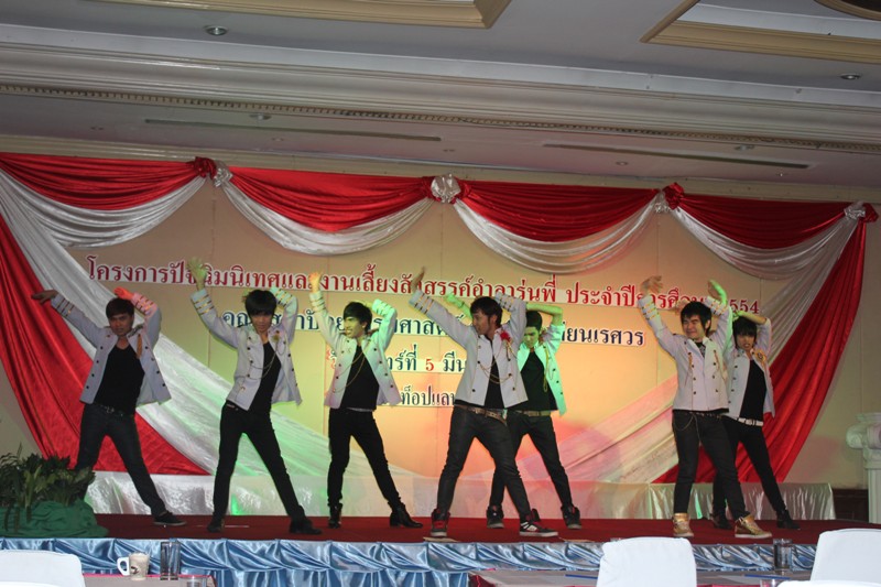 โครงการปัจฉิมนิเทศ ประจำปีการศึกษา 2554 และงานเลี้ยงอำลารุ่นพี่  คณะสถาปัตยกรรมศาสตร์ มหาวิทยาลัยนเรศวร