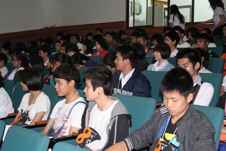 โครงการติวน้องก่อนสอบ Admission ( 8th Next step camp)