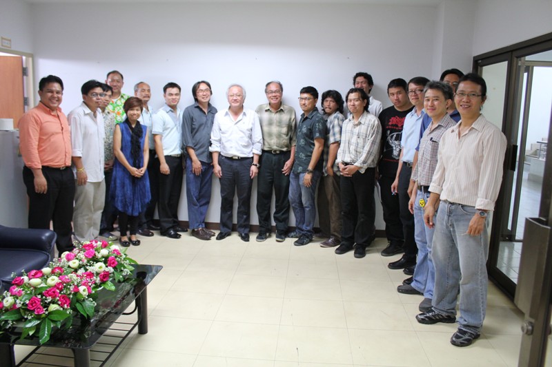 รดน้ำดำหัว ผู้บริหารและคณาจารย์ คณะสถาปัตยกรรมศาสตร์