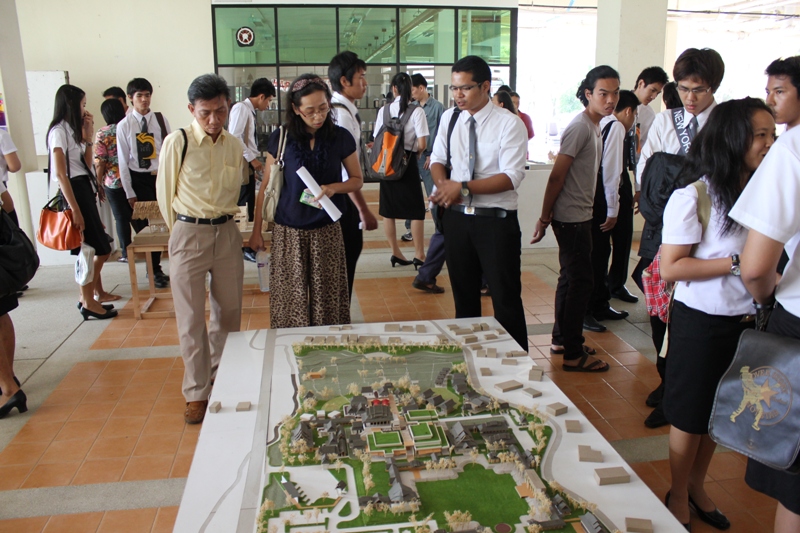 โครงการ Open house 2012