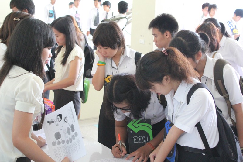 โครงการปฐมนิเทศนิสิตใหม่และพบผู้ปกครอง ประจำปีการศึกษา 2555