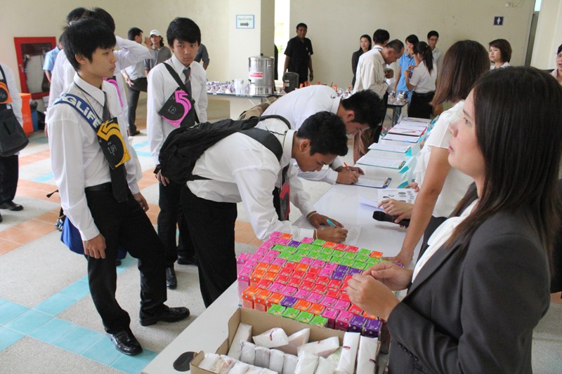 โครงการปฐมนิเทศนิสิตใหม่และพบผู้ปกครอง ประจำปีการศึกษา 2555