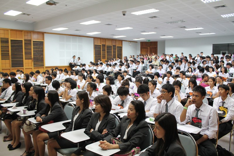 โครงการปฐมนิเทศนิสิตใหม่และพบผู้ปกครอง ประจำปีการศึกษา 2555