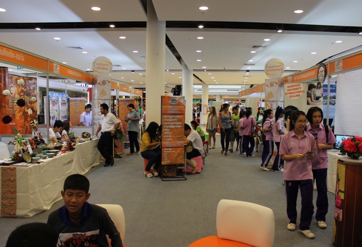 เข้าร่วมจัดนิทรรศการโครงการ NU Open House: Innovative Knowledge 