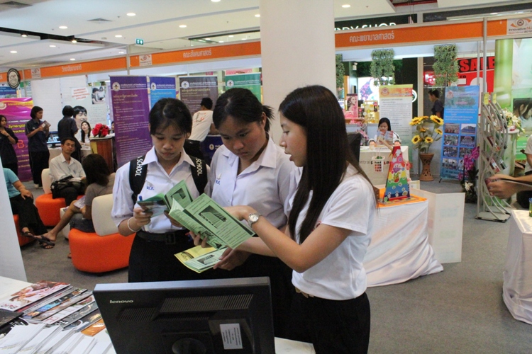 เข้าร่วมจัดนิทรรศการโครงการ NU Open House: Innovative Knowledge 