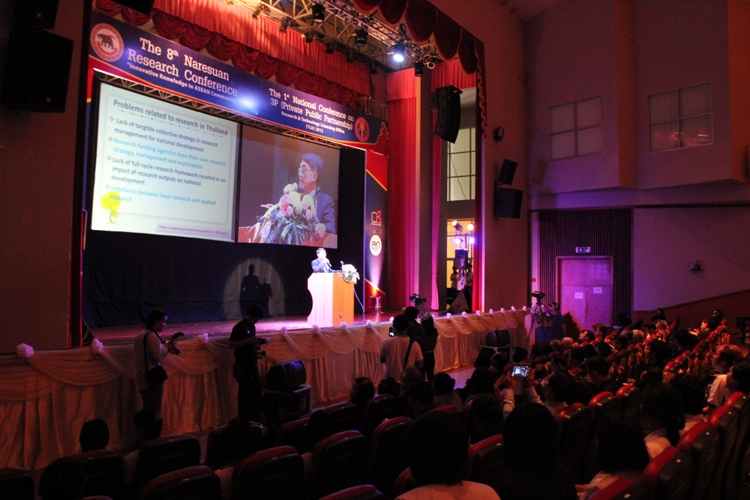 งานนเรศวรวิจัย ครั้งที่ 8 : นวัตกรรมความรู้สู่ประชาคมอาเซียน