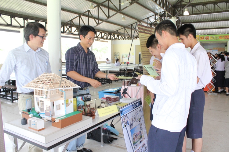 กิจกรรมแนะแนวการศึกษาต่อในระดับอุดมศึกษา  ณ โรงเรียนมัธยมสาธิตมหาวิทยาลัยนเรศวร 
