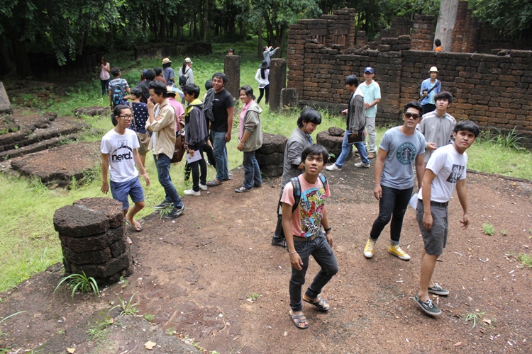 โครงการทัศนศึกษาสถาปัตยกรรม ณ อุทยานประวัติศาสตร์ศรีสัชนาลัย-สุโขทัย 
