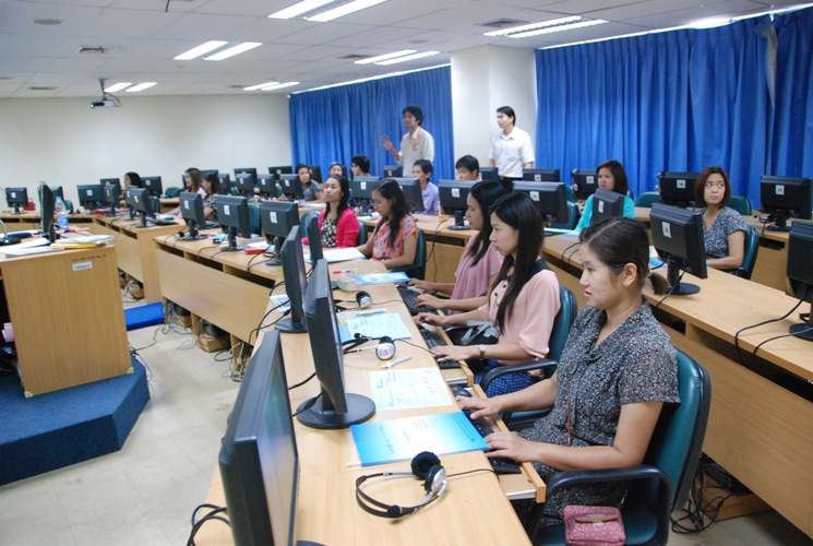 เข้าร่วมอบรมวิธีการใช้ " Google Apps for Education " 