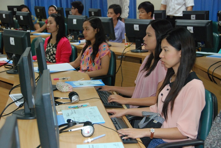 เข้าร่วมอบรมวิธีการใช้ " Google Apps for Education " 