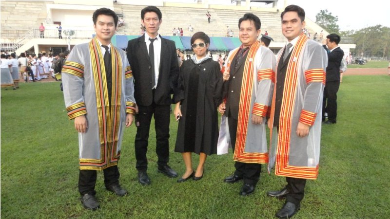 พิธีรับพระราชทานปริญญาบัตร ประจำปีการศึกษา 2554