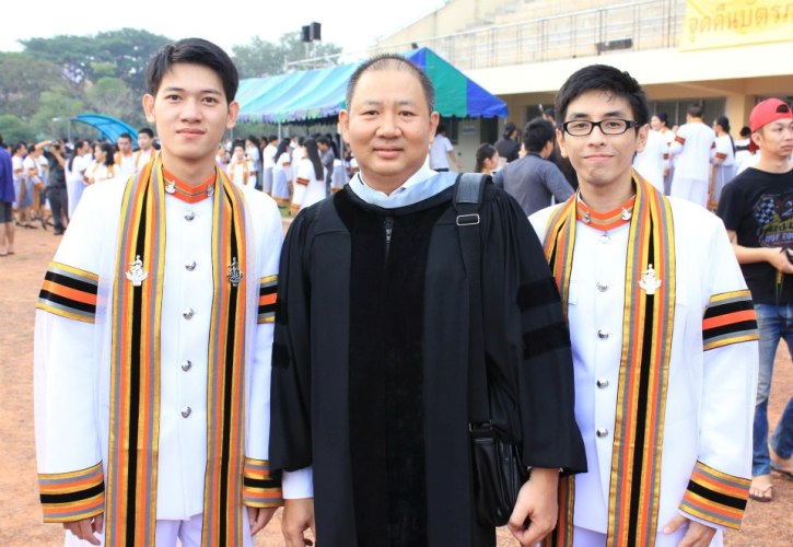 พิธีรับพระราชทานปริญญาบัตร ประจำปีการศึกษา 2554