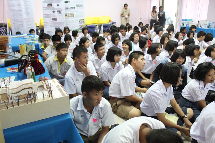 เข้าร่วม มน.แนะแนวสัญจร ณ โรงเรียนเครือข่าย จังหวัดนครสวรรค์