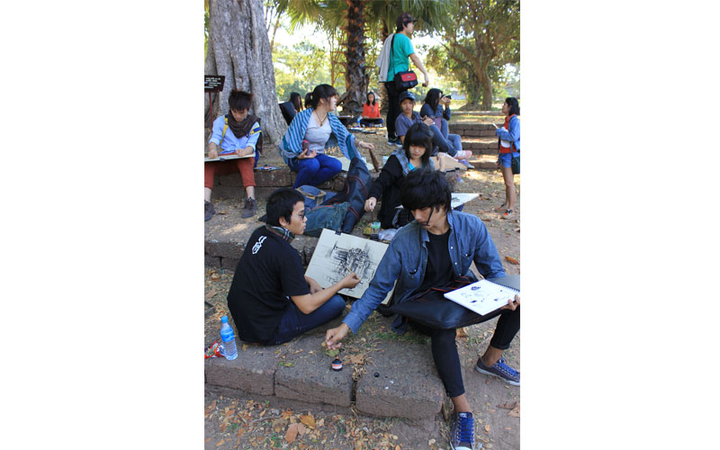 โครงการทัศนศึกษา และฝึกปฏิบัติงานนอกสถานที่ ณ ปราสาทหินถิ่นอีสานใต้