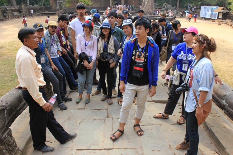 โครงการทัศนศึกษาศิลปสถาปัตยกรรมเขมร 