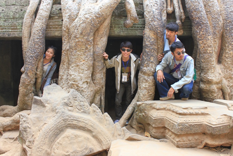 โครงการทัศนศึกษาศิลปสถาปัตยกรรมเขมร 