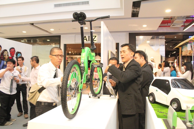 โครงการนิทรรศการศิลปกรรมครั้งที่ 11