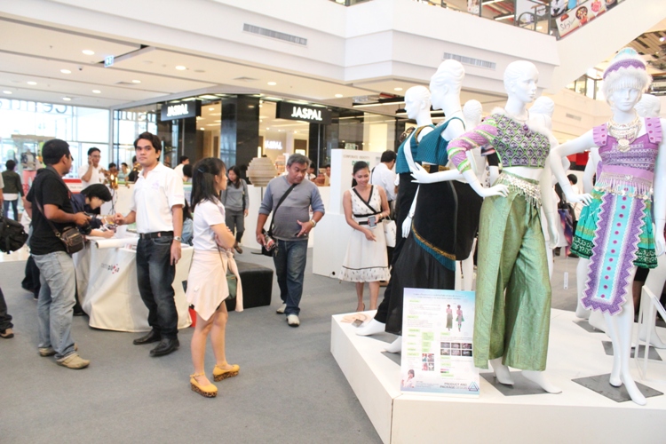 โครงการนิทรรศการศิลปกรรมครั้งที่ 11