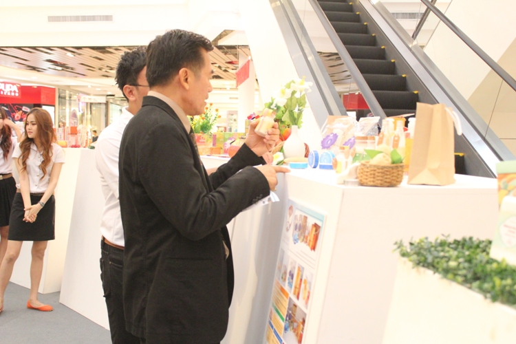 โครงการนิทรรศการศิลปกรรมครั้งที่ 11