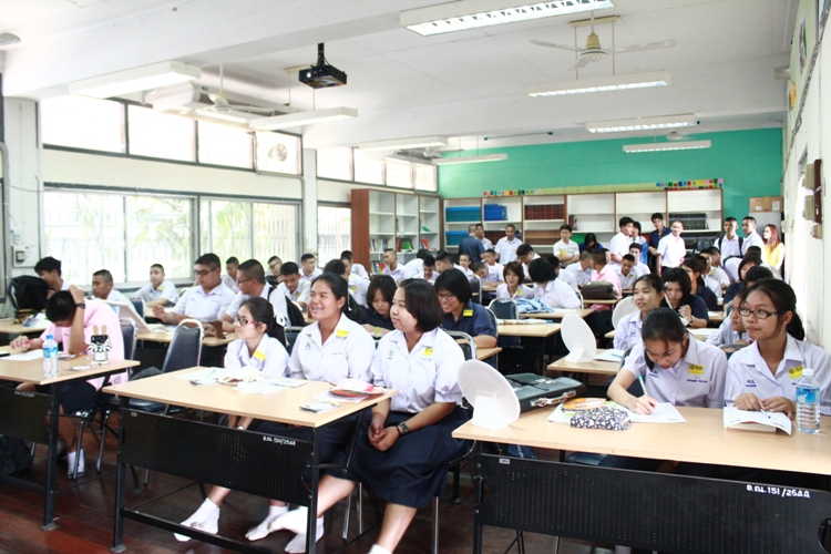  มน.แนะแนวสัญจร ณ โรงเรียนเครือข่าย (ระยะที่ 2) โรงเรียนอุตรดิตถ์ โรงเรียนอุตรดิตถ์ดรุณีและโรงเรียนเตรียมอุดมศึกษาน้อมเกล้าอุตรดิตถ์ จังหวัดอุตรดิตถ์